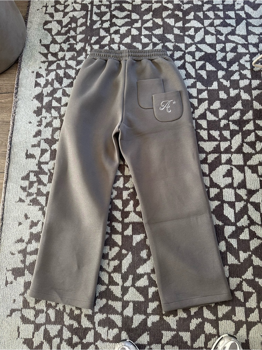 Men’s grey Saint Alexander baggy sweats
